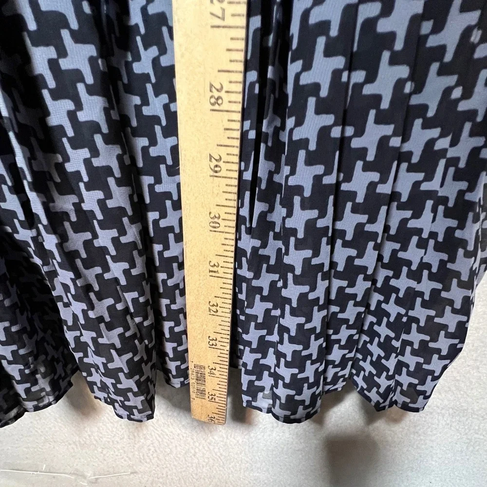 Abercrombie & Fitch Dress Size 10 Blue Sheer Sleeveless Houndstooth‎ Hem